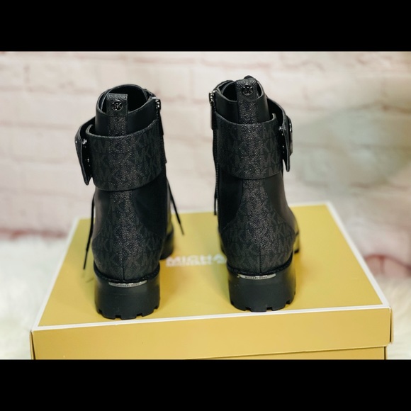 Combat Boots - Picture 5 of 9